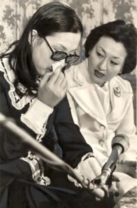 島倉千代子と細木数子の関係で何があった？借金トラブルから始まる運命の出会い