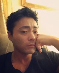 山田孝之の妻の死因はデマ！映画「ステップ」の役柄で誤解されたみたい