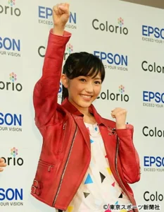 まゆゆの裏垢事件が芸能界に与えた影響とは？