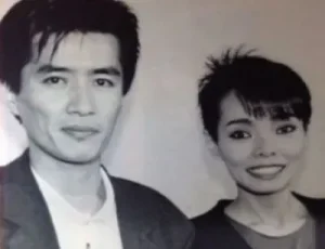 元夫の箕輪勇二の年齢とプロフィール