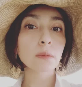 奥菜恵のオッドアイが珍しい｜左右の目の色の違いを写真付きで検証