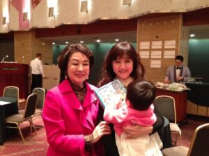 娘のプロフィールと生い立ち