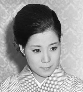 島倉千代子と細木数子の関係とは？13億円の借金と搾取の真実