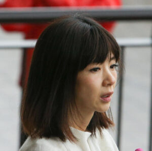 年齢差や年収の問題