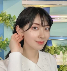 檜山沙耶の父親の名前や職業や家族構成！離婚後の関係と幼少期エピソード