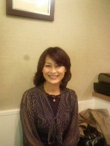 次女のあつこは元CAで事務所経営者