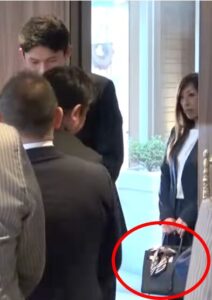 母・佐々木陽子の美人写真とバーキン