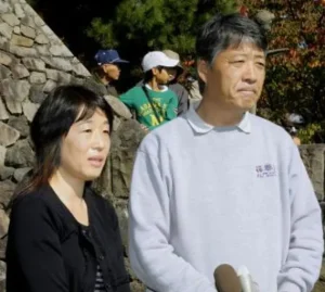 母・加寿子加寿子は助産師として活躍