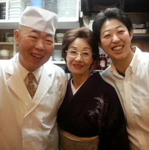 母親・嵯峨京子の人物像