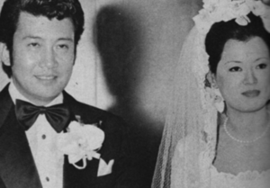 現在の奥さんの名前は風間信子