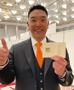 阿部慎之助の奥さん・石田悠の素顔と前職OL時代の仕事や年収と現在の結婚生活